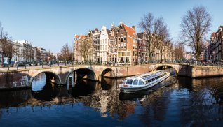 Grachtenfahrt in Amsterdam © Frank - fotolia.com
