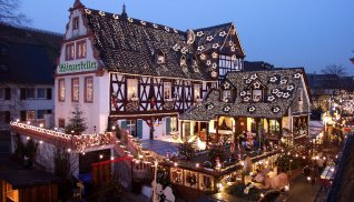 Weihnachtsmarkt der Nationen in Rüdesheim © www.weihnachtsmarkt-der-nationen.de
