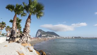 Strand von La Linea bei Gibraltar © philipus-fotolia.com