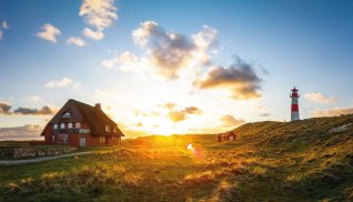 Haus am Ellenbogen in Sylt © Sina Ettmer-stock.adobe.com
