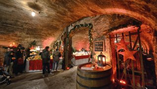 Mosel-Wein-Nachts-Markt Keller Zunftscheune © Chris Marmann