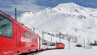 Glacier Express am Nätschen © by Glacier Express