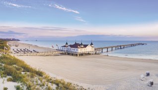 Strand von Ahlbeck mit Seebrücke © motivthueringen8 - stock.adobe.com