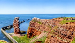 Lange Anne auf Helgoland © Sina Ettmer - stock.adobe.com