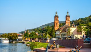 Miltenberg Mainpromenade © Sina Ettmer - stock.adobe.com