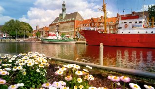 Emden im wunderschönen Ostfriesland © EKH-Pictures - stock.adobe.com