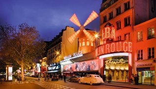 Moulin Rouge in Paris © Paris Tourist Office - Marc Bertrand