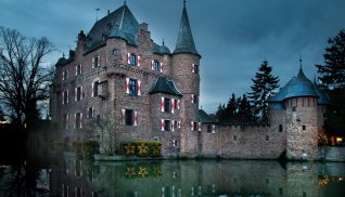 Burg Satzvey © Rebel - stock.adobe.com