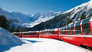 Bernina Express in der Montebellokurve © Rhätische Bahn, Erik Süsskind